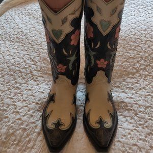 Designer leather cowboy boot size 7.5